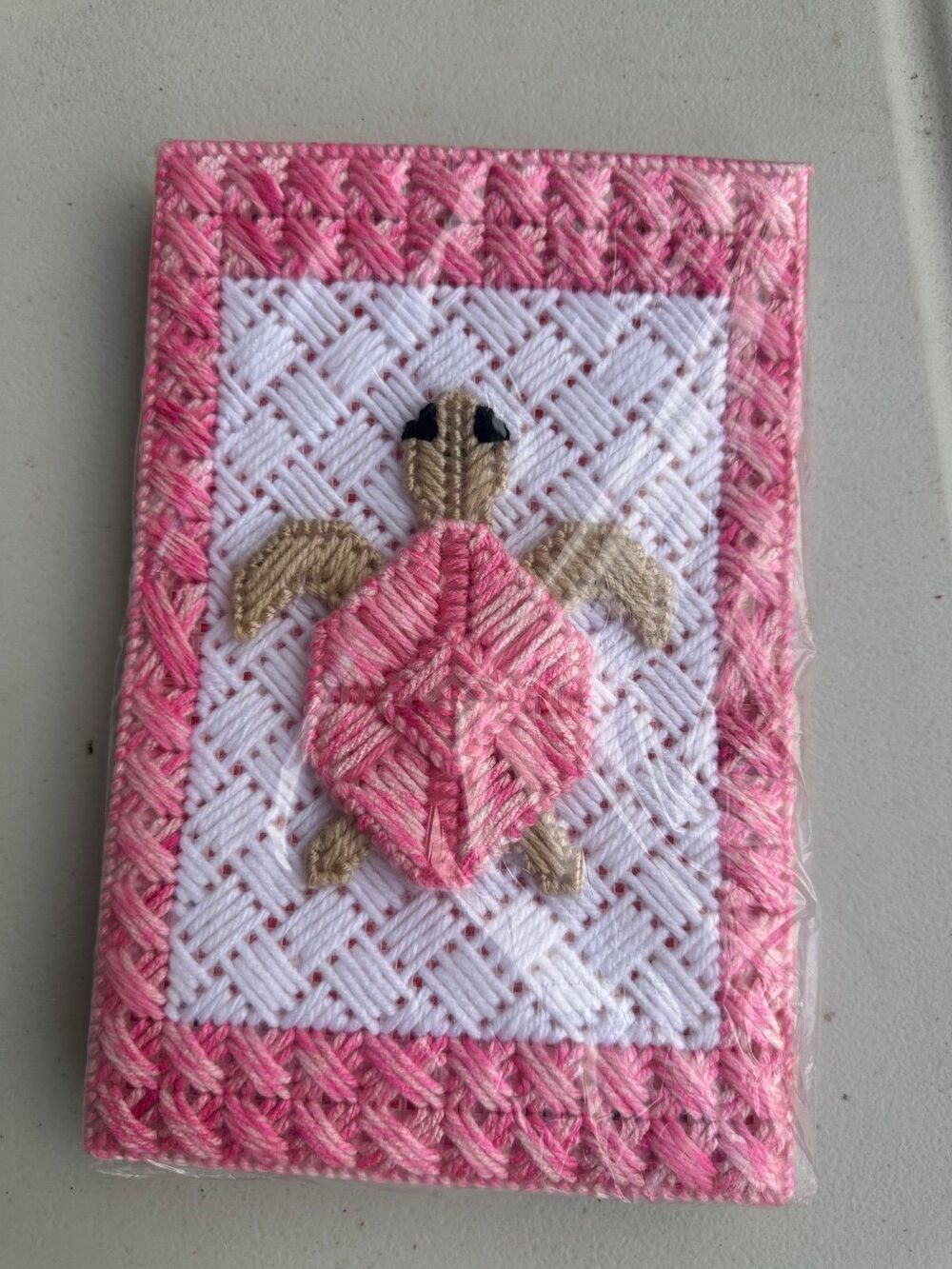 NWOT Handmade Handcrafted Plastic Canvas Needlepoint Embroidery Turtle Notepad